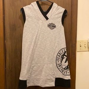 Harley Davidson sleeveless sweater with hoodie
